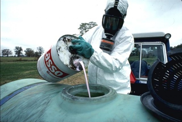 Monsanto-Hazardous-pesticide-wiki